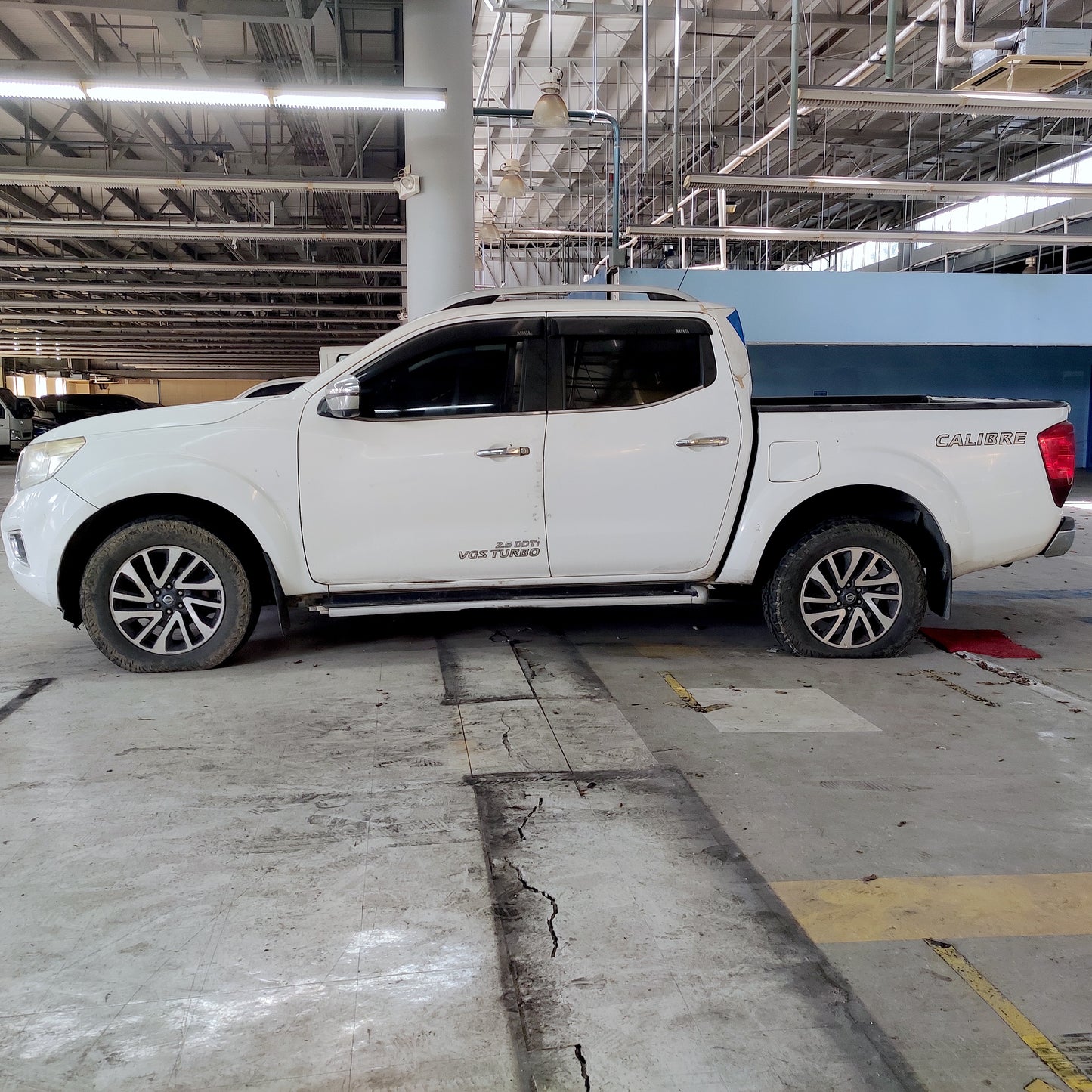 2018 Nissan Navara EL Calibre 4x2 2.5, A/T, DSL 172Tkms