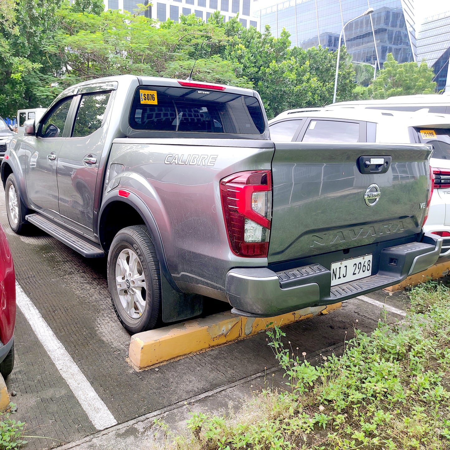 2023 Nissan Navara VE Calibre 2.5L 4x2, AT, DSL 11T