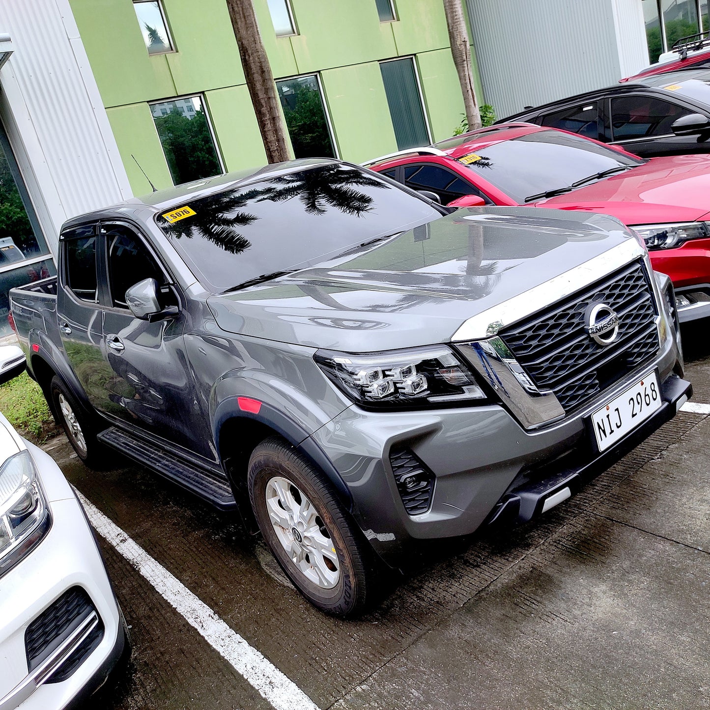 2023 Nissan Navara VE Calibre 2.5L 4x2, AT, DSL 11T
