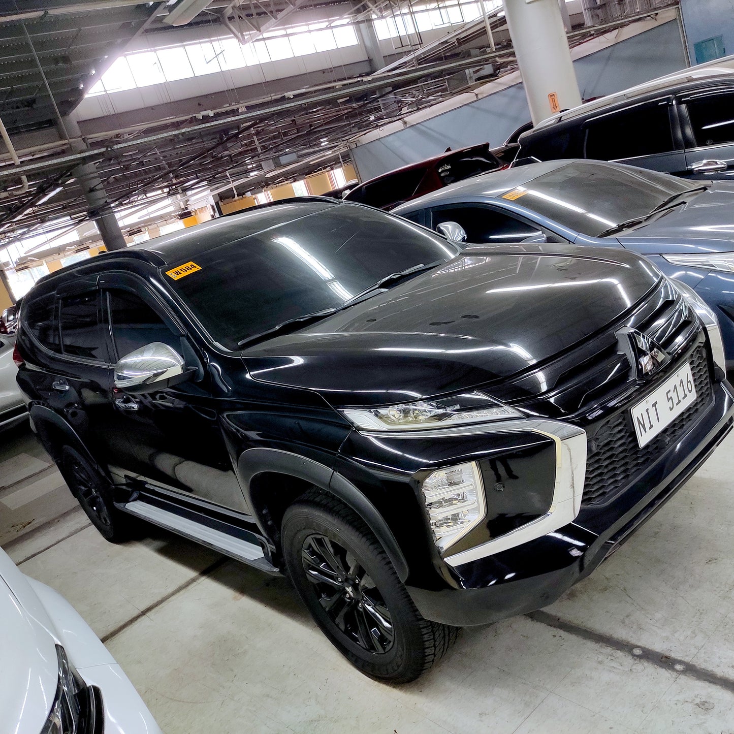 Mitsubishi Montero Sport