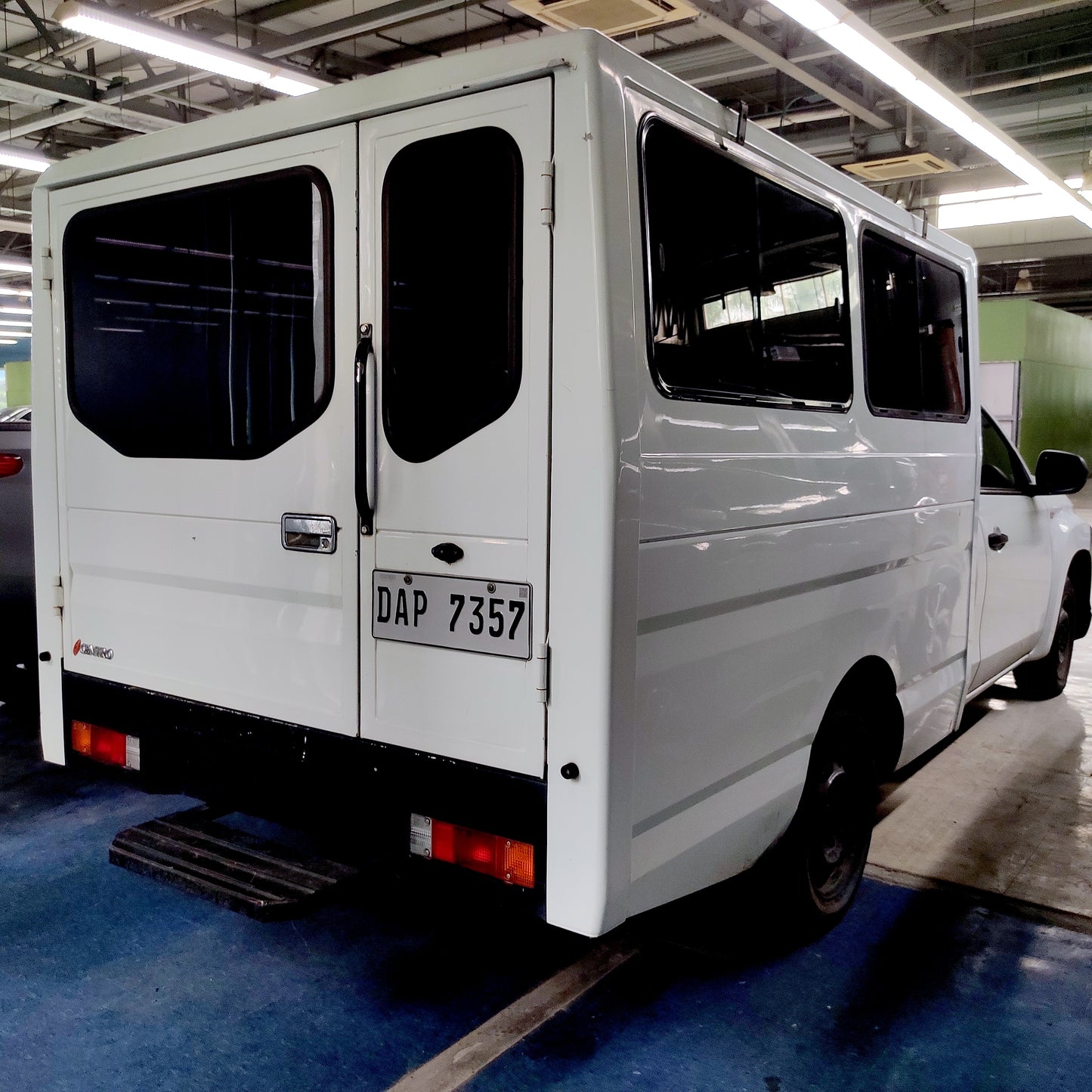 2022 Mitsubishi Strada C/C2.5 2WD with FB Body Dual A/C, M/T, DSL 38T