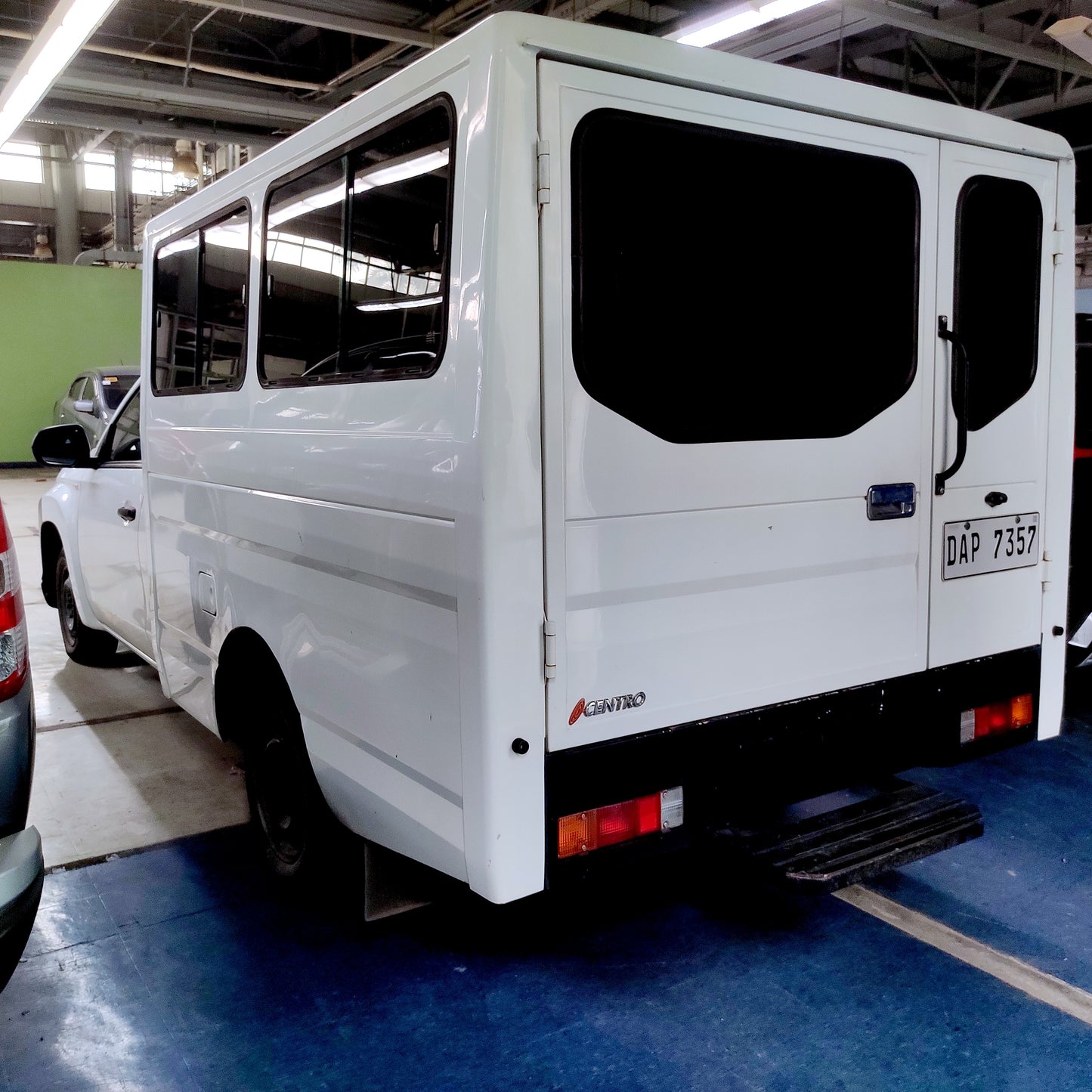 2022 Mitsubishi Strada C/C2.5 2WD with FB Body Dual A/C, M/T, DSL 38T