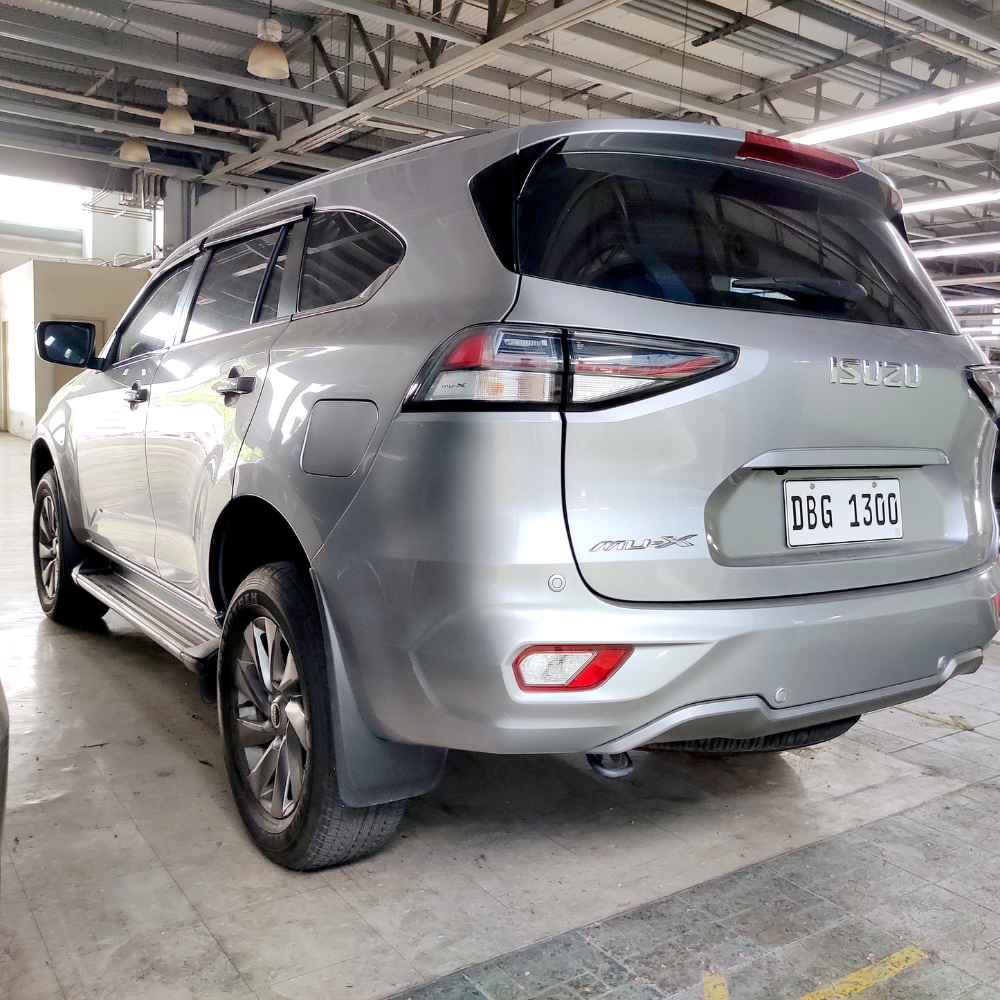 2023 Isuzu MU-X LS-A 4x2 3.0, A/T, DSL 8T