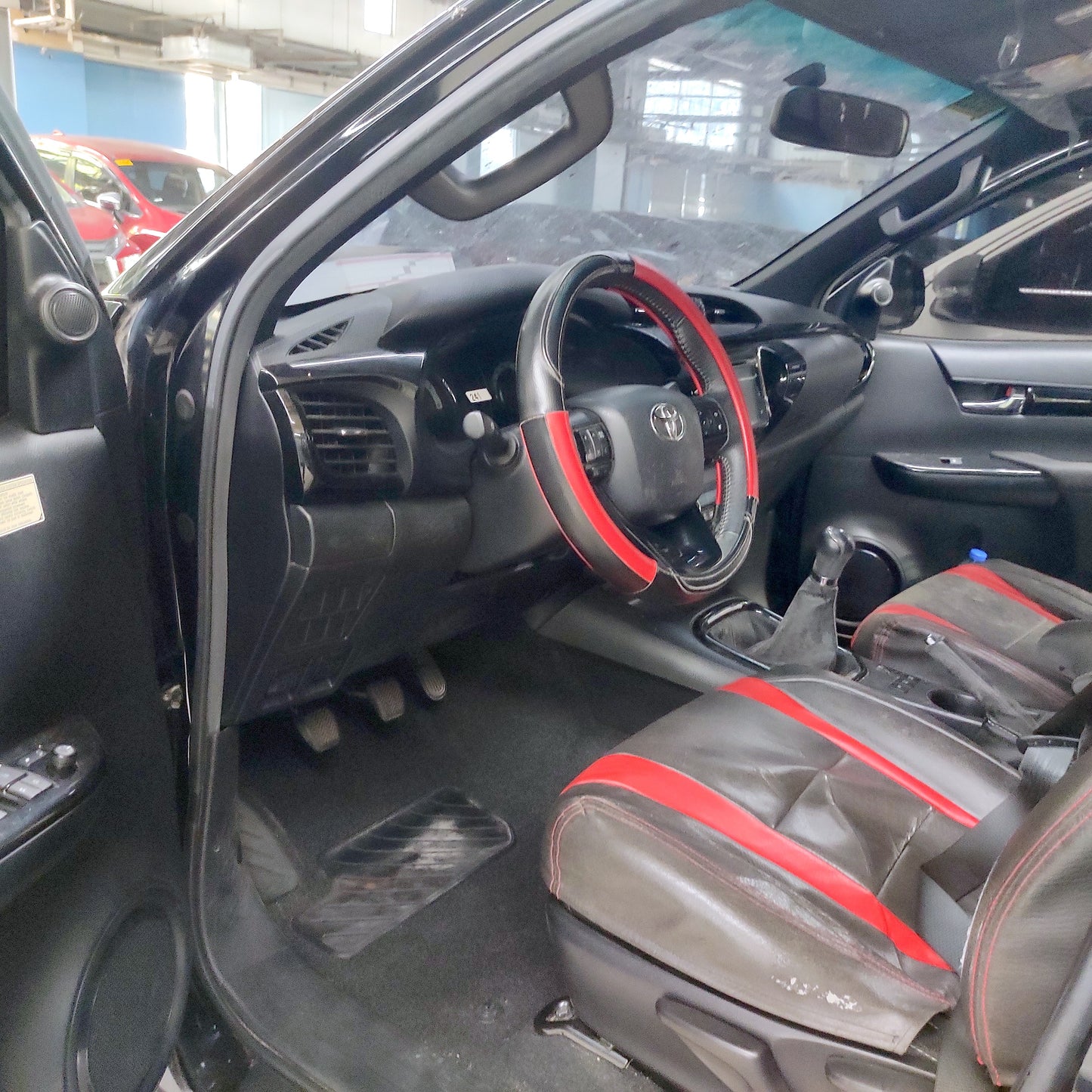 2020 Toyota Hilux Conquest 4x4 2.8L, M/T, DSL 50T