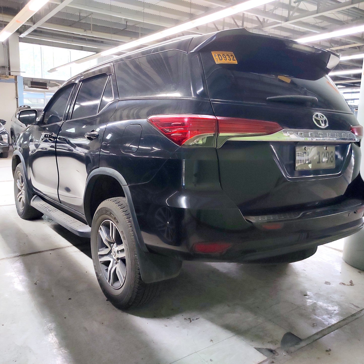 2020 Toyota Fortuner G 4x2 2.4L, A/T, DSL 111T