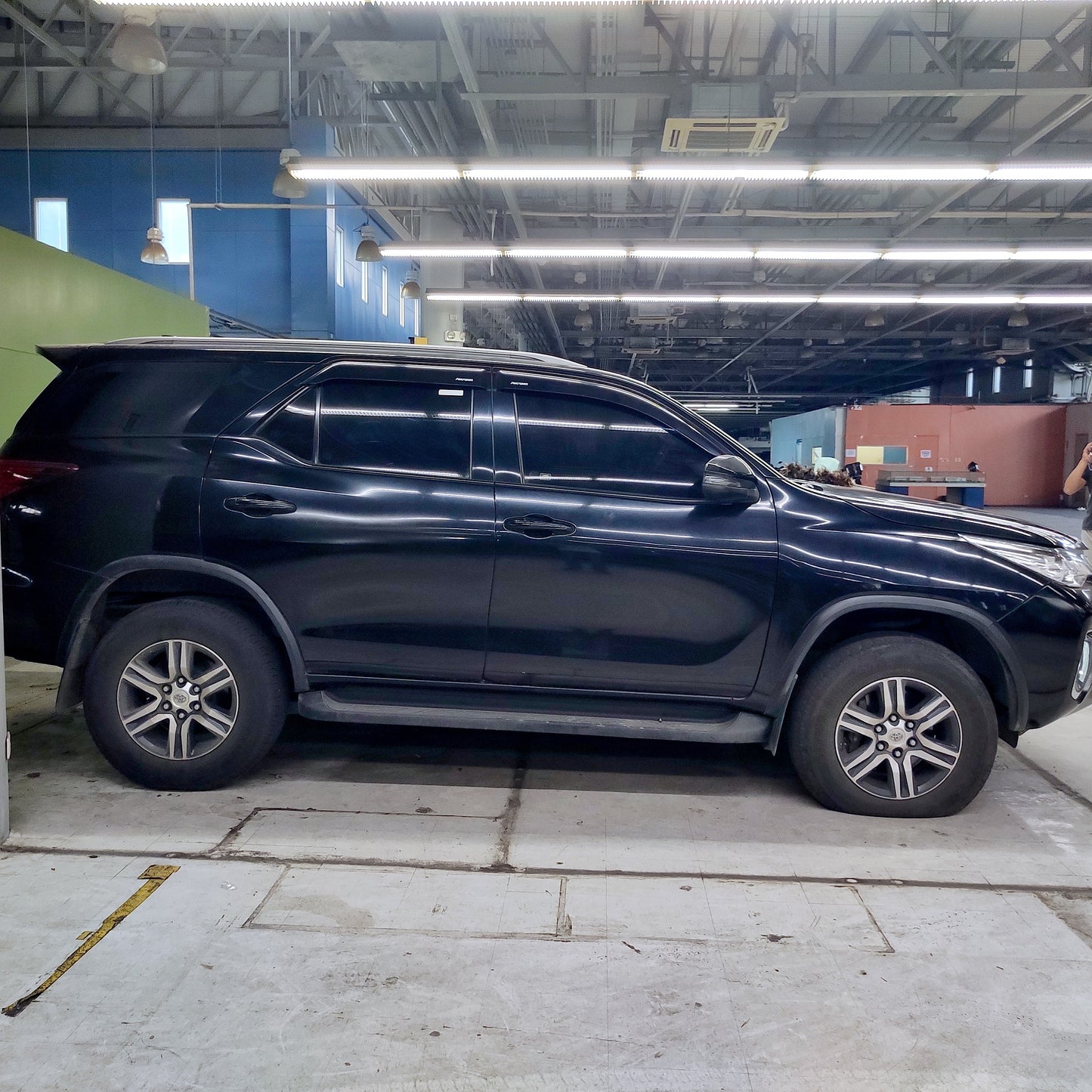2020 Toyota Fortuner G 4x2 2.4L, A/T, DSL 111T