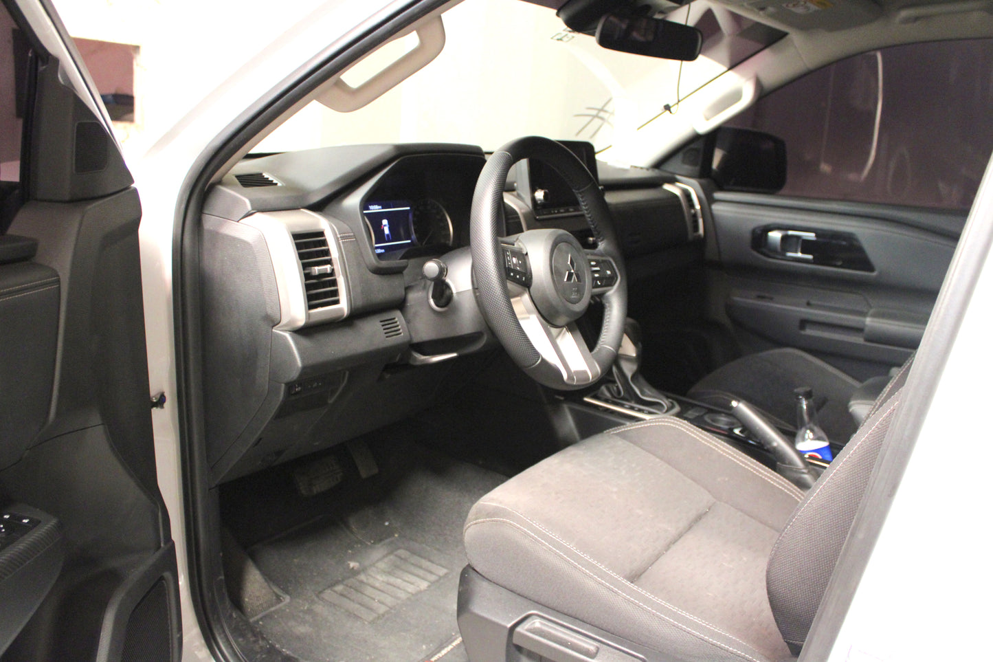 MITSUBISHI-TRITON-2024-GLX-2WD-AT-DIESEL