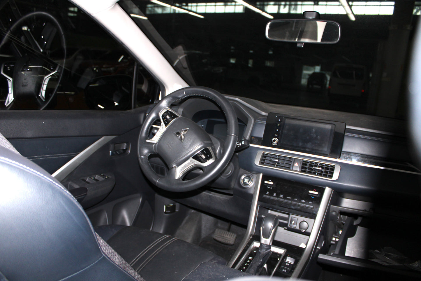 2023 Mitsubishi Xpander Cross 2WD 1.5G, AT, GAS 17T