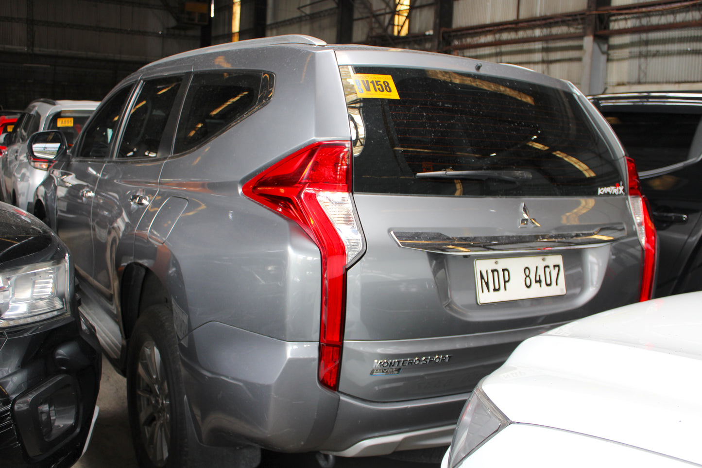 2019 Mitsubishi Montero Sport GLX 2.4D 2WD, MT, DSL, 13T