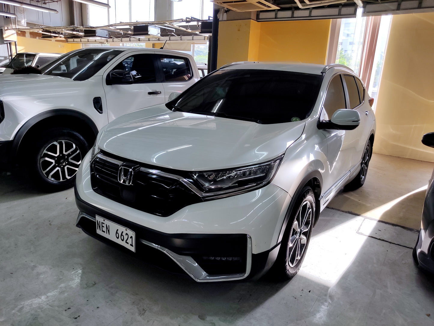 2022 Honda CR-V 1.6 S A/T Diesel with 23T mileage, spacious and comfortable SUV, available at ROPO.