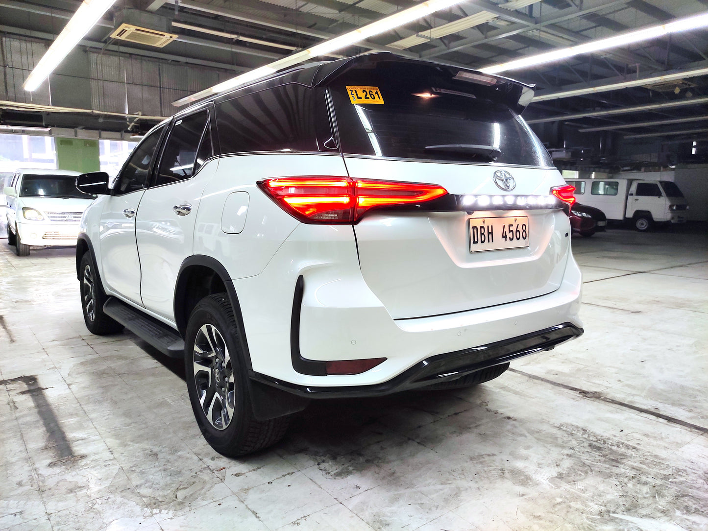 2023 Toyota Fortuner LTD 4x2