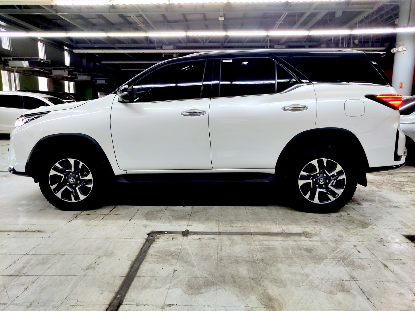 2023 Toyota Fortuner LTD 4x2