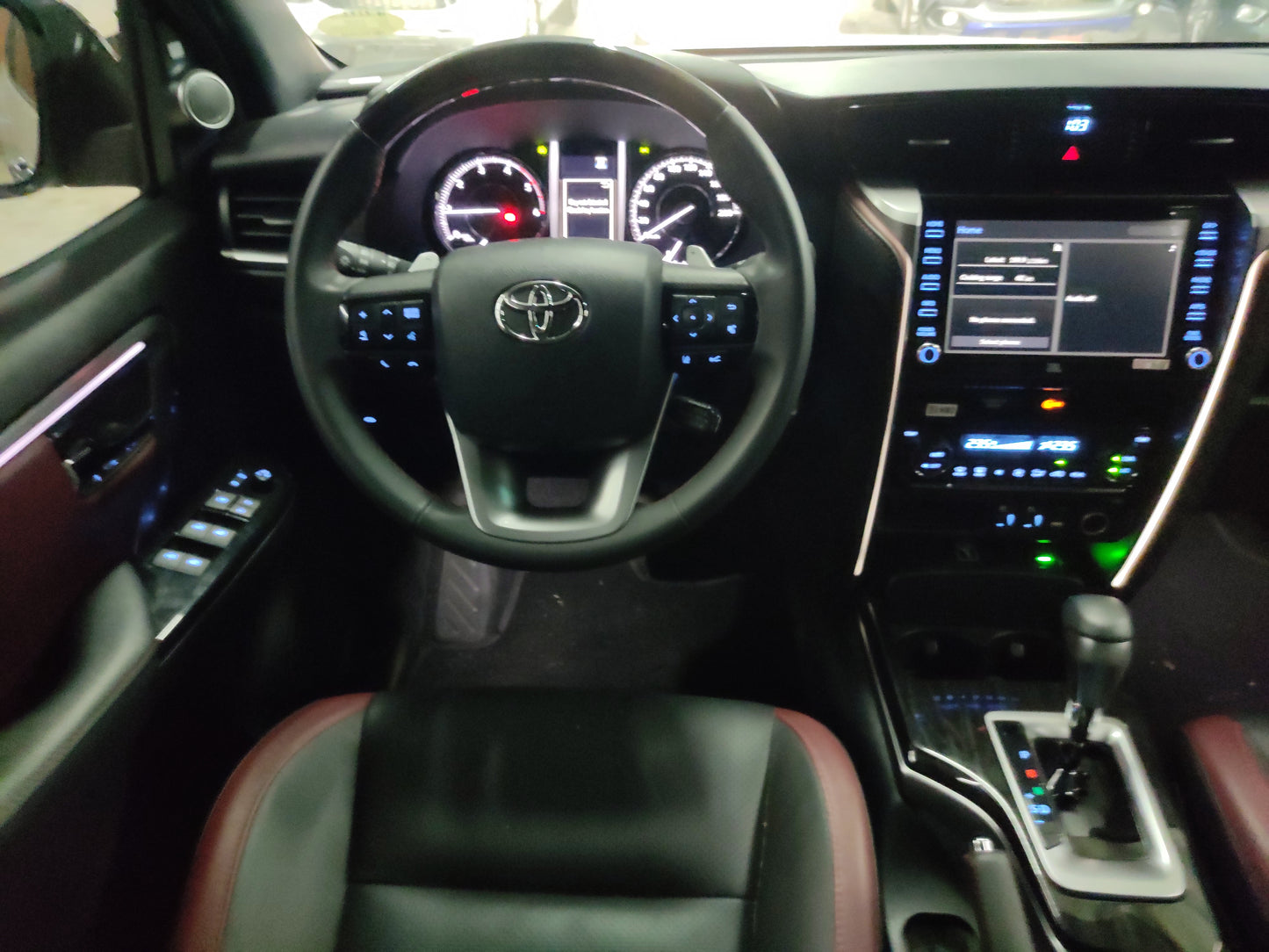 2023 Toyota Fortuner LTD 4x2