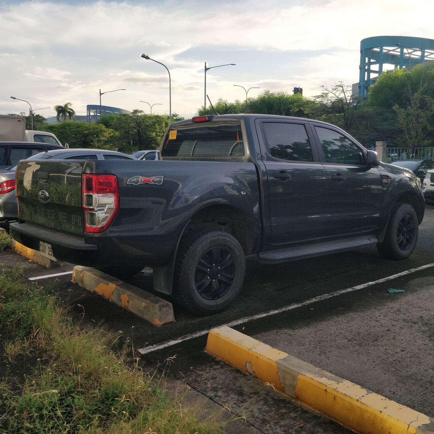 2020 Ford Ranger XLS Sport 4x4 2.2, M/T, DSL 118T