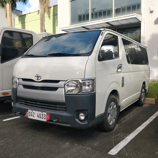 2020 Toyota Hiace Commuter, MT, DSL 113T
