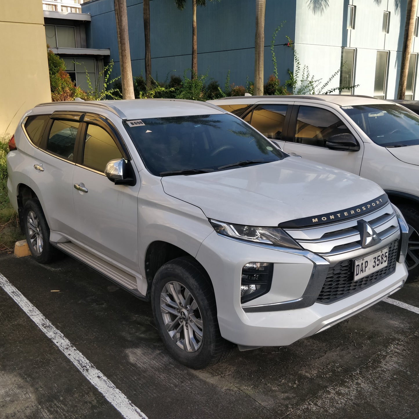 2022 Mitsubishi Montero Sport GLX 4x2 2.4D, MT, DSL 38T