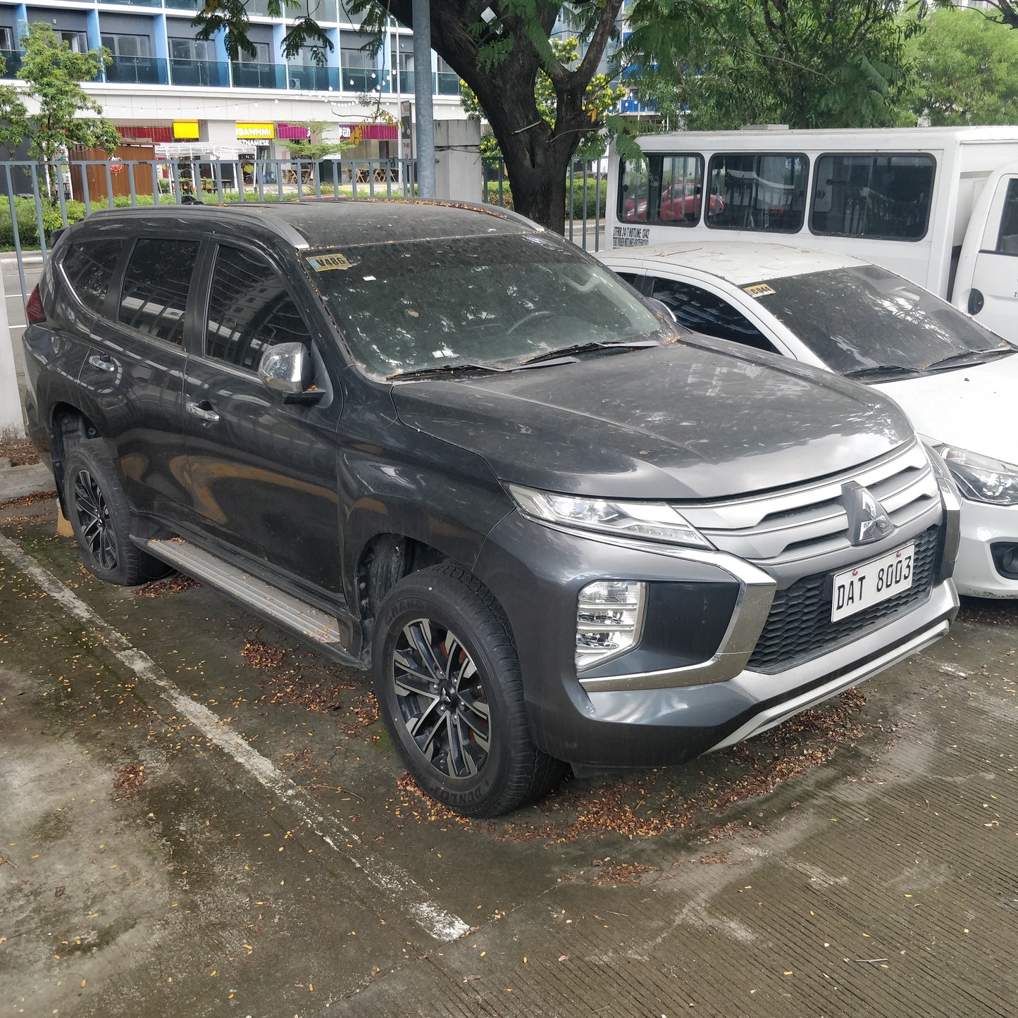 Mitsubishi Montero Sport GLX 4x2 2.4D, M/T, DSL