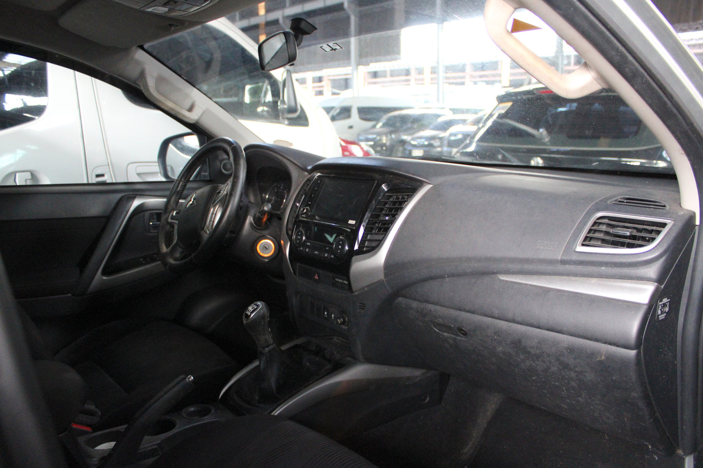 2022 Mitsubishi Montero Sport GLX 4x2 2.4D, MT, DSL 69T