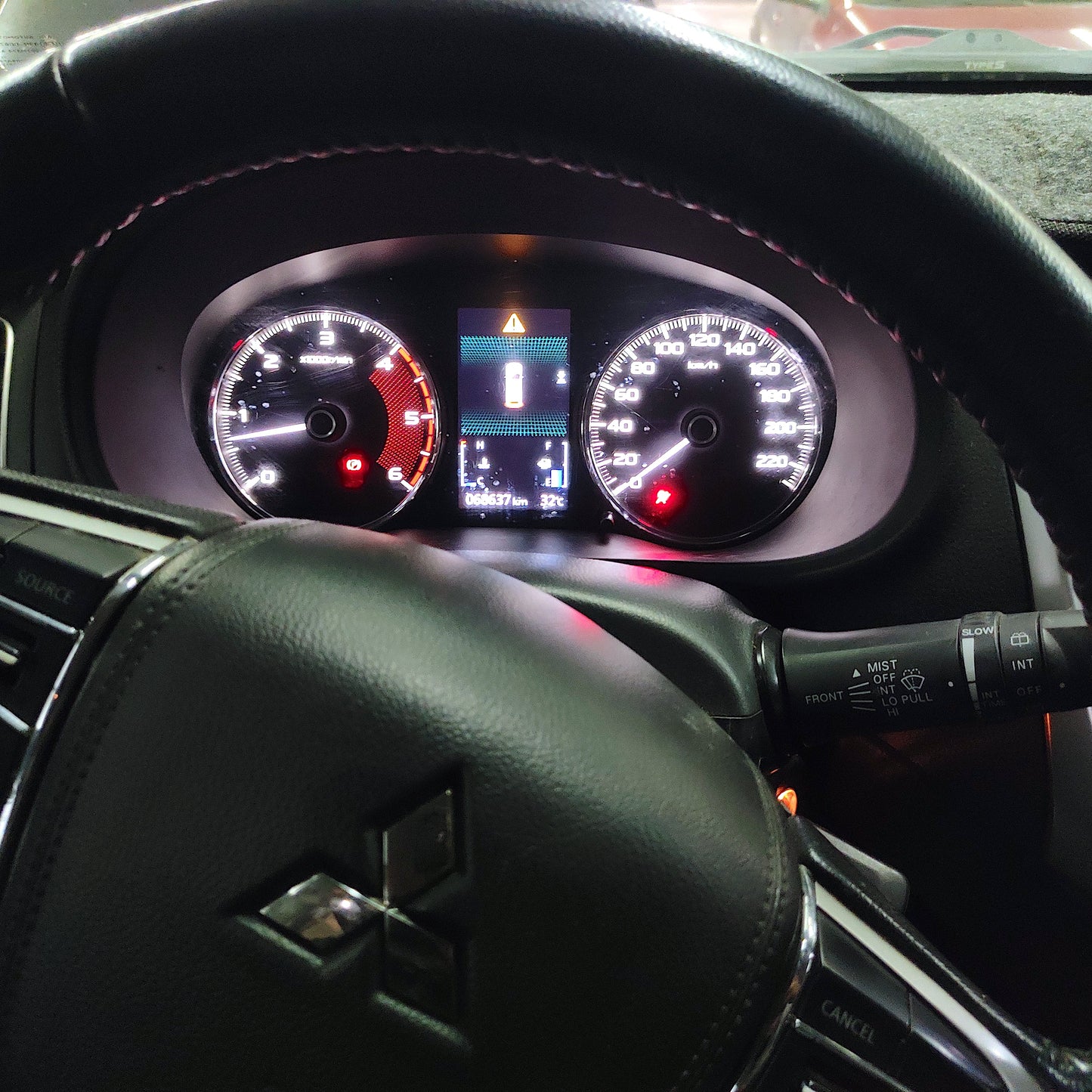 2020 Mitsubishi Montero Sport GLX 2WD 2.4, M/T, DSL
