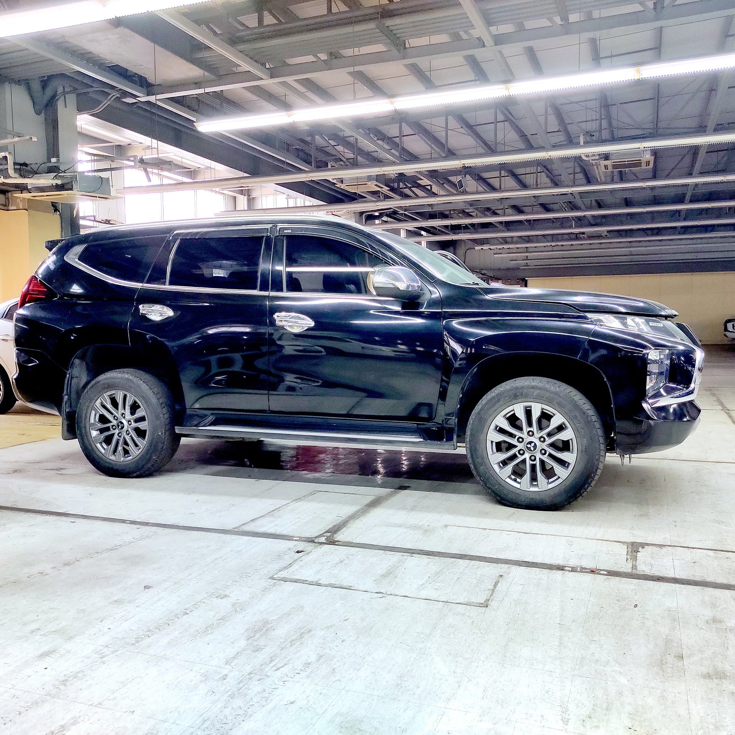 2020 Mitsubishi Montero Sport GLX 2WD 2.4, M/T, DSL