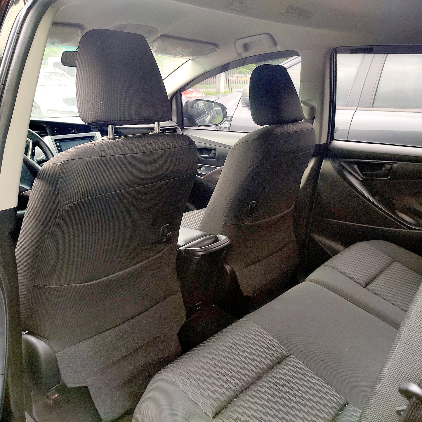 2023 Toyota Innova 2.8 E, A/T, DSL Upgraded 13T