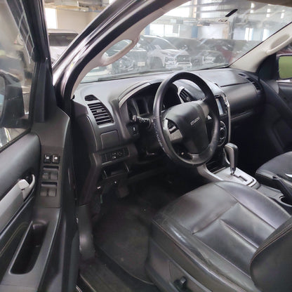2016 Isuzu MU-X LS-A 4x2 3.0, A/T, DSL - upgraded 97T