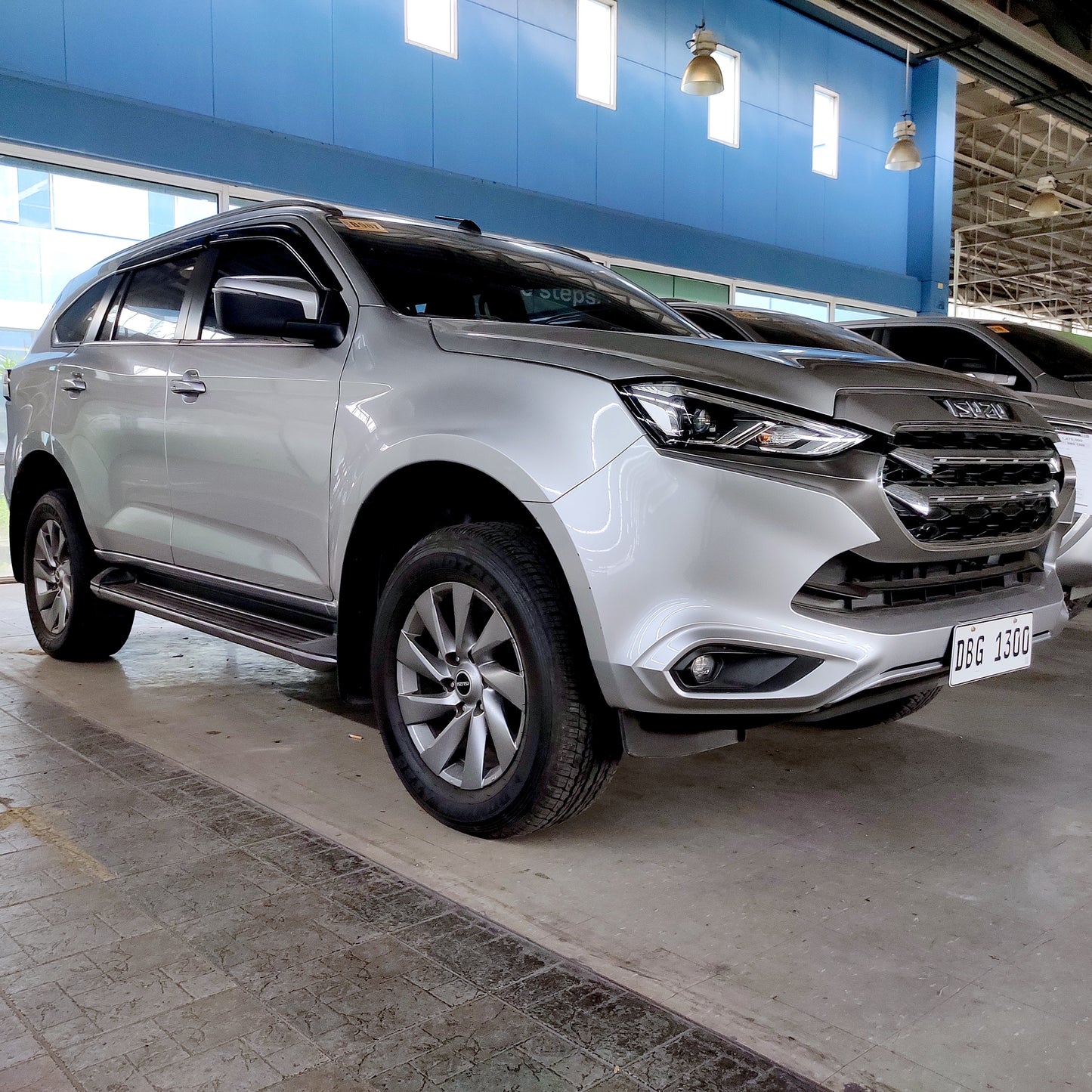 2023 Isuzu MU-X LS-A 4x2 3.0, A/T, DSL 8T