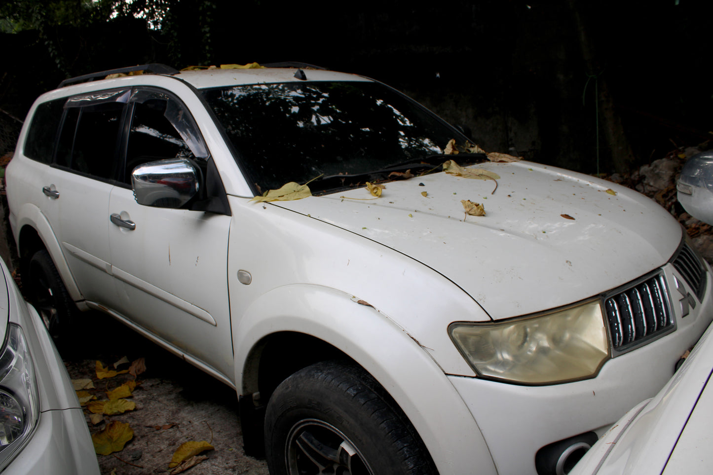 2012 Mitsubishi Montero Sport GLX-V 4x2 2.5 Manual Transmission Diesel with 143,000 km mileage available at ROPO - Quality Pre-Owned Cars in Metro Manila, Philippines.