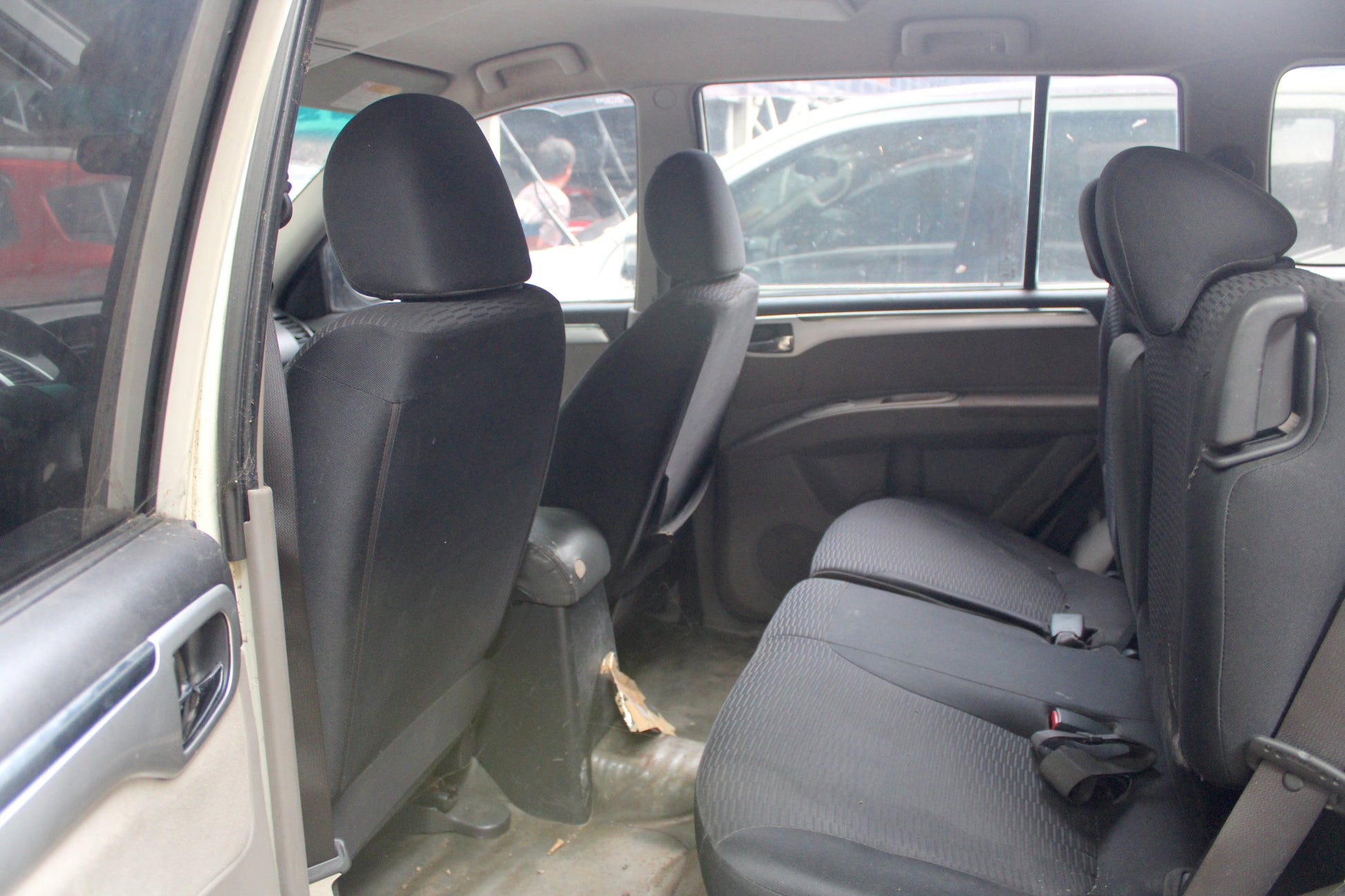 2012 Mitsubishi Montero Sport GLX-V 4x2 2.5 Manual Transmission Diesel with 143,000 km mileage available at ROPO - Quality Pre-Owned Cars in Metro Manila, Philippines.