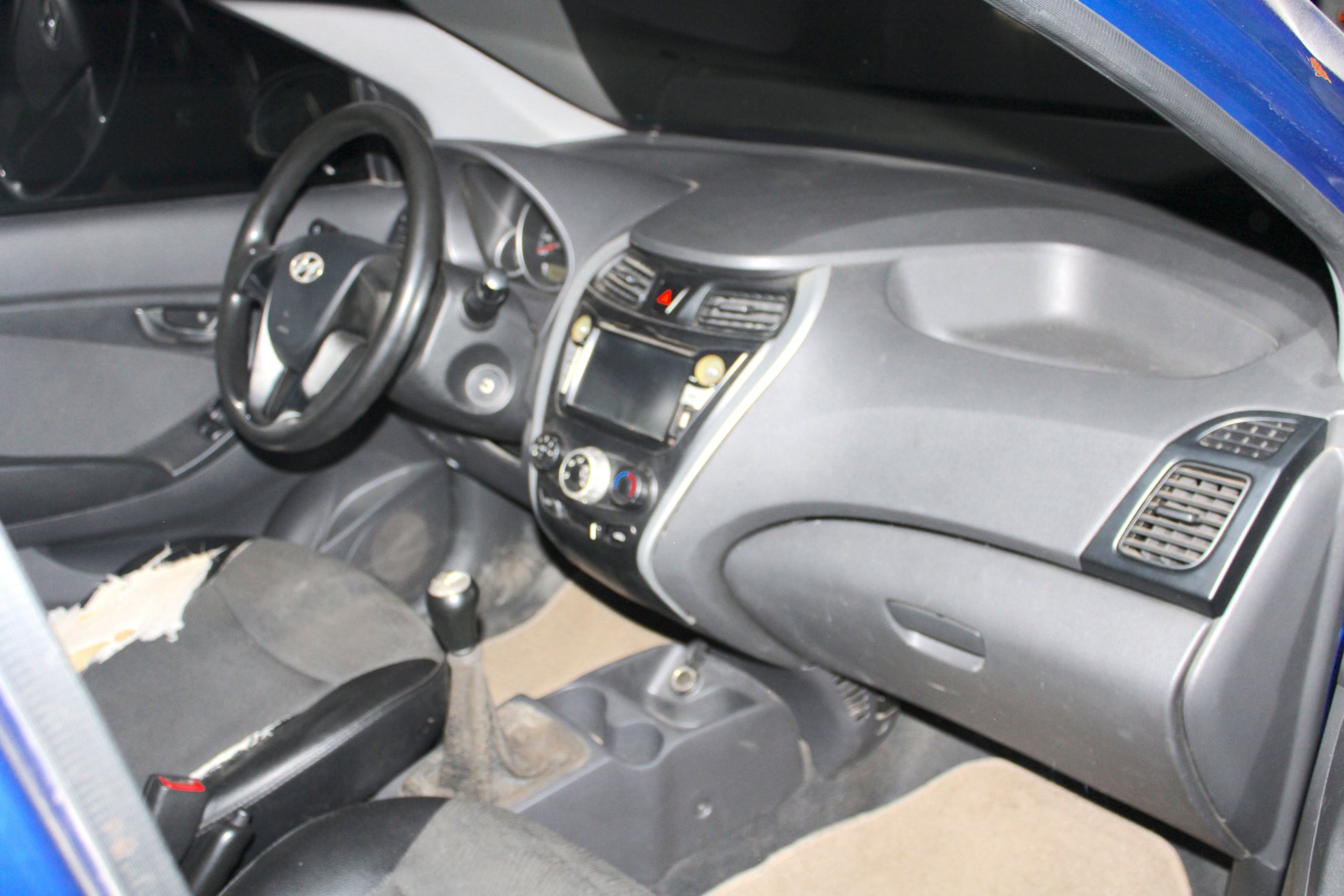 2015 Hyundai Eon Manual Transmission Gasoline with 225,000 km mileage available at ROPO - Quality Pre-Owned Vehicles in the Philippines.