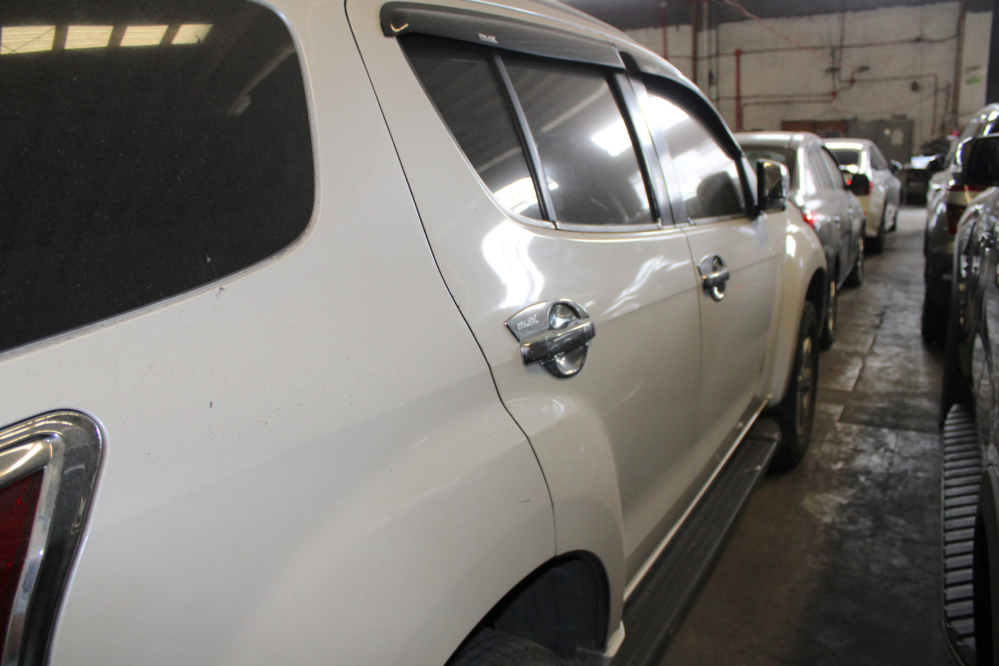 2017 Isuzu MU-X Manual Transmission Diesel with 156,000 km mileage available at ROPO - Quality Pre-Owned Cars in Metro Manila, Philippines.