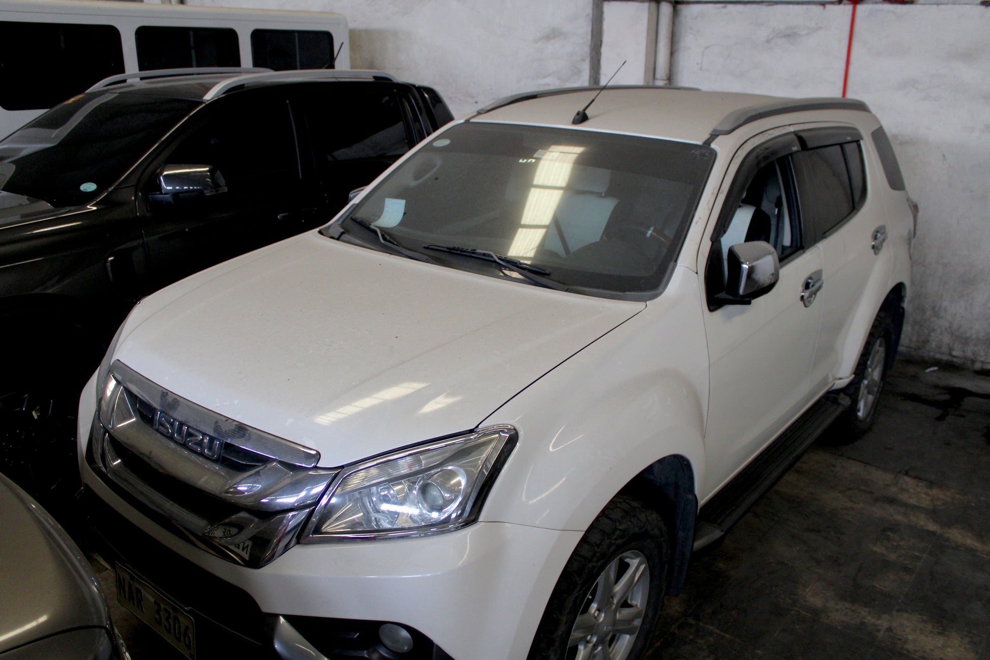 2017 Isuzu MU-X Manual Transmission Diesel with 156,000 km mileage available at ROPO - Quality Pre-Owned Cars in Metro Manila, Philippines.