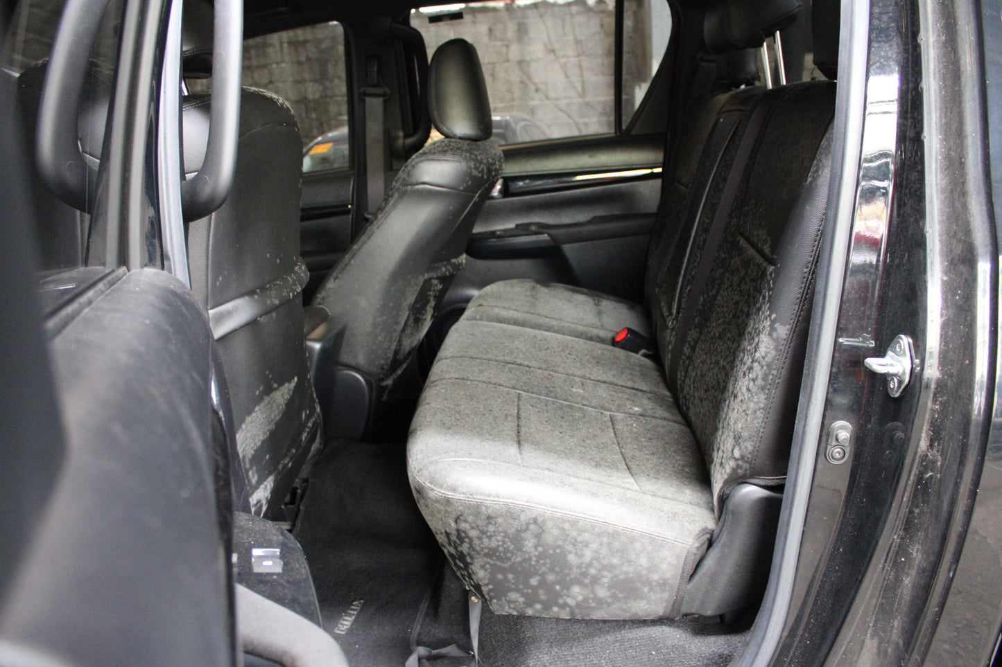 2018 Toyota Hilux Conquest 4x2 2.4 Automatic Diesel with 28,000 km mileage available at ROPO - Quality Pre-Owned Cars in Metro Manila, Philippines.