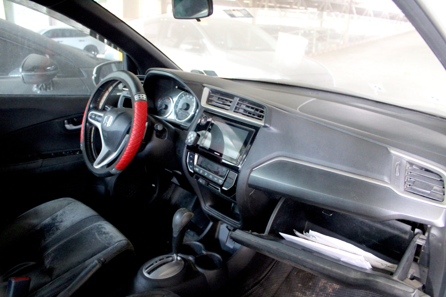 2019 Honda BR-V 1.5 V NAVI CVT Automatic Gasoline with 102,000 km mileage available at ROPO - Quality Pre-Owned Cars in Metro Manila, Philippines.