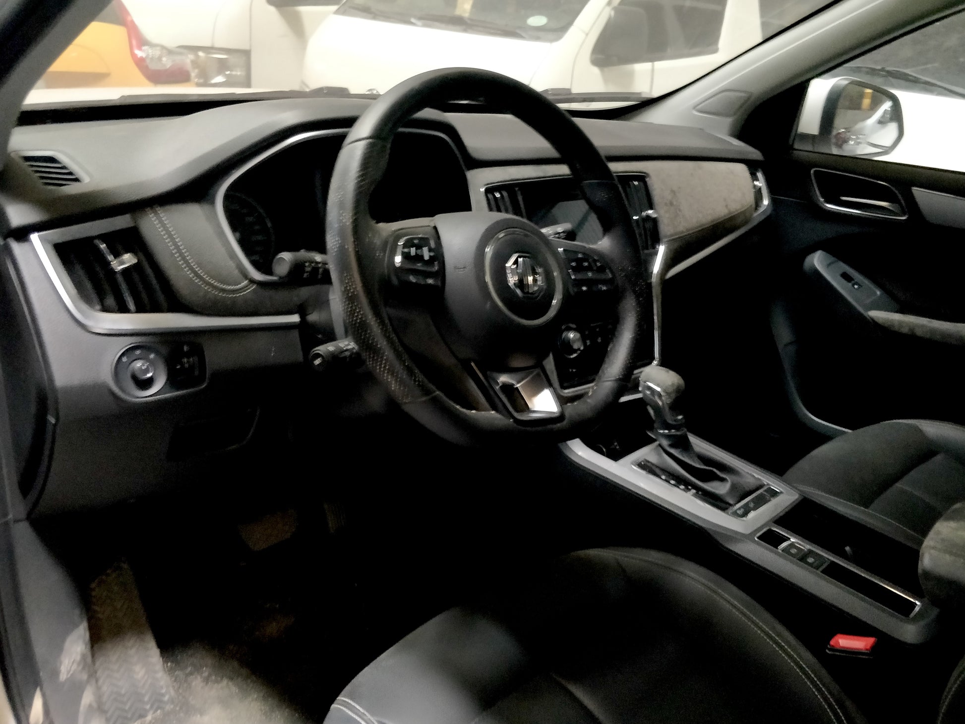 2019 MG RX5 Style Automatic Gas, available at ROPO - Quality Pre-Owned Cars in Metro Manila, Philippines.