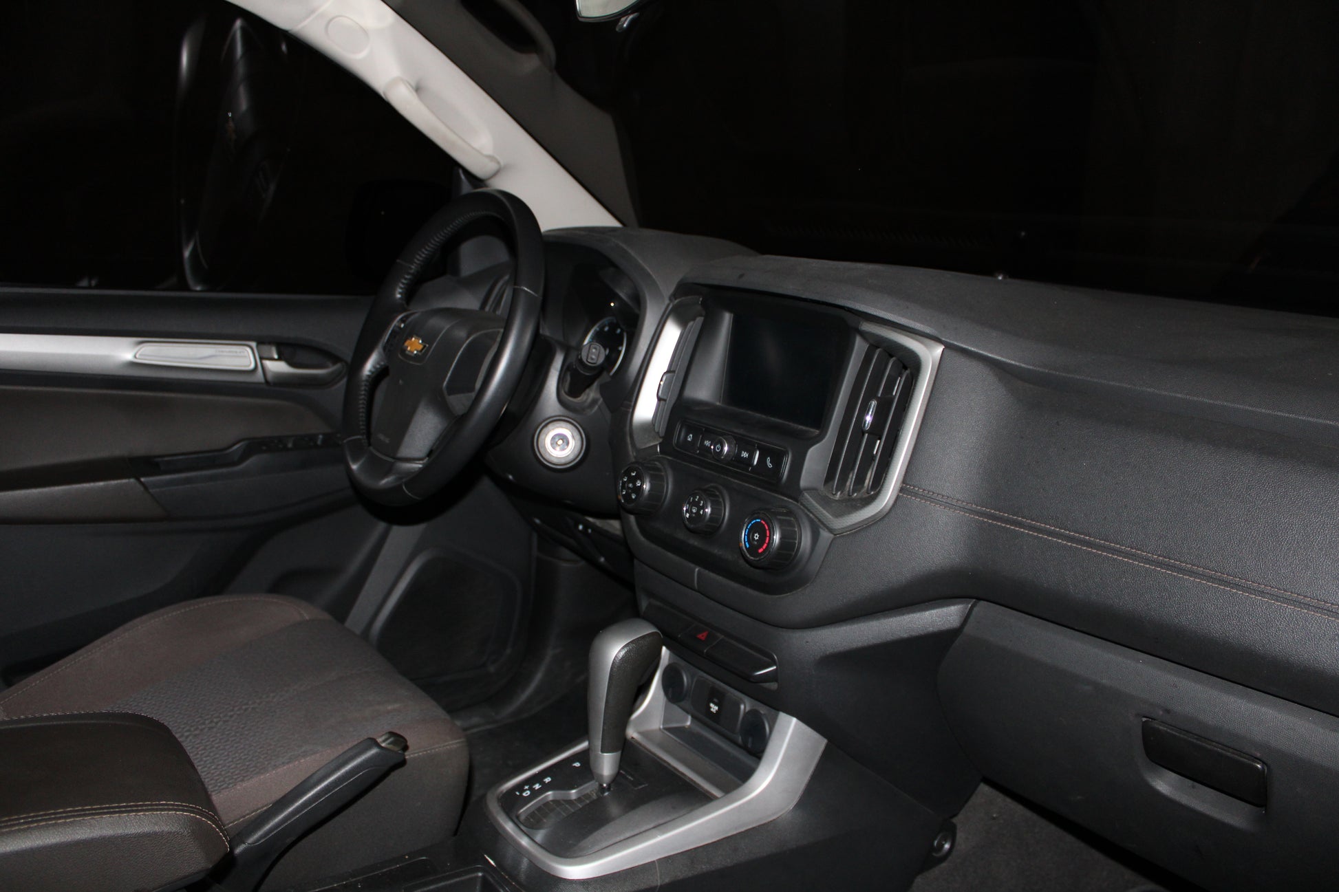 2020 Chevrolet Trailblazer Automatic Diesel with 19,300 km mileage available at ROPO - Quality Pre-Owned Cars in Metro Manila, Philippines.