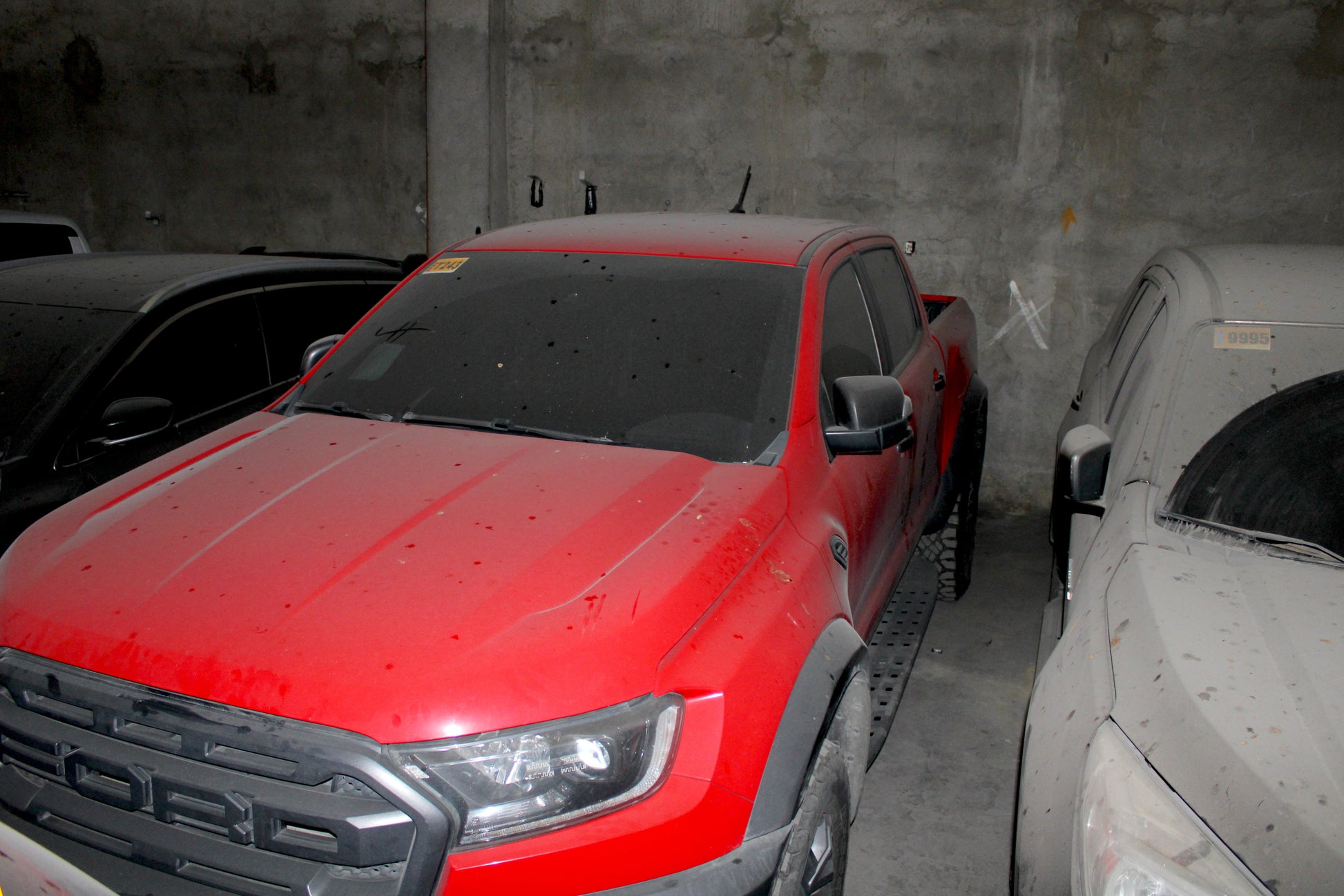 2020 Ford Ranger Raptor Automatic Diesel with 90,000 km mileage available at ROPO - Quality Pre-Owned Vehicles in the Philippines.