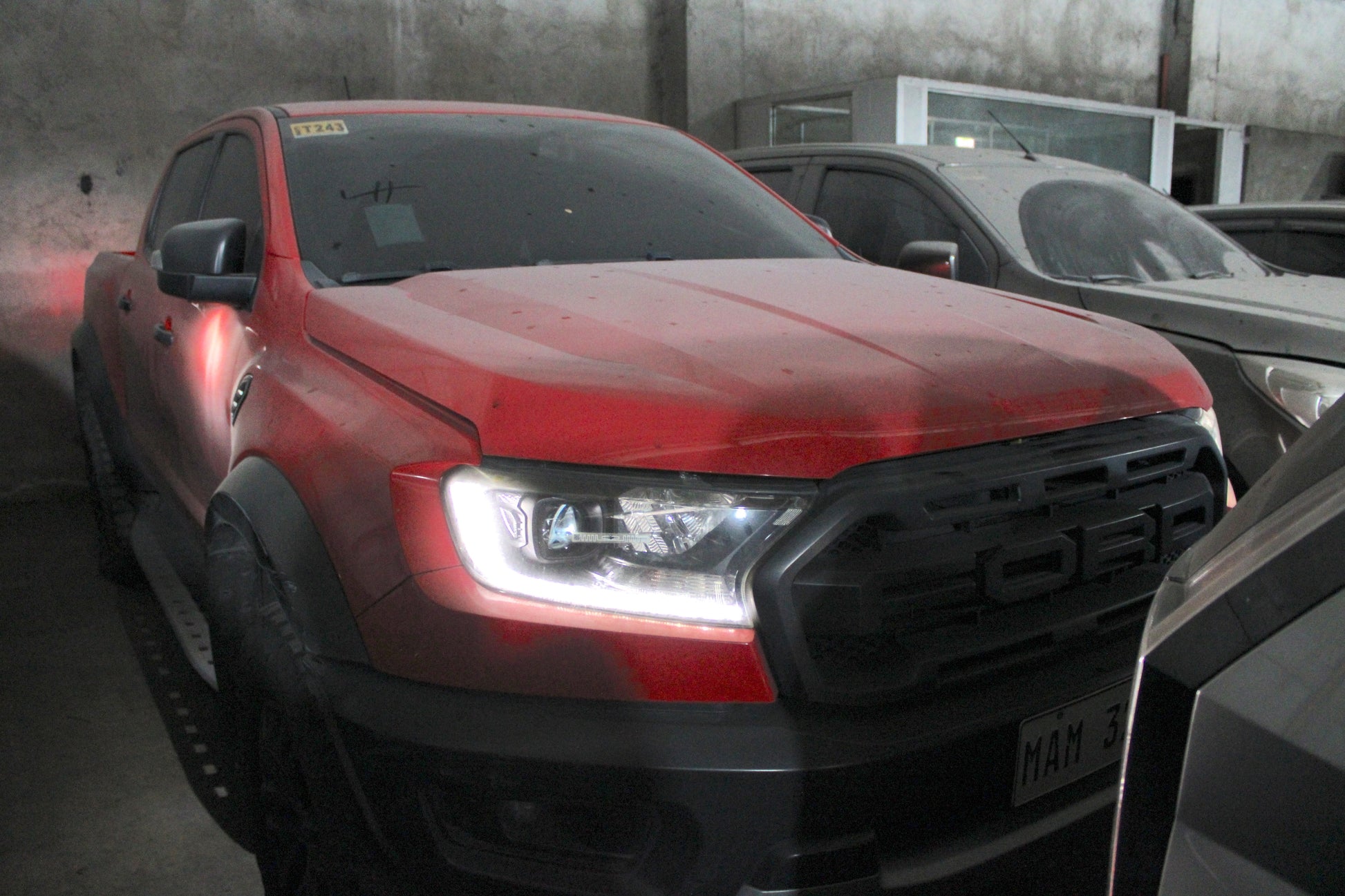 2020 Ford Ranger Raptor Automatic Diesel with 90,000 km mileage available at ROPO - Quality Pre-Owned Vehicles in the Philippines.