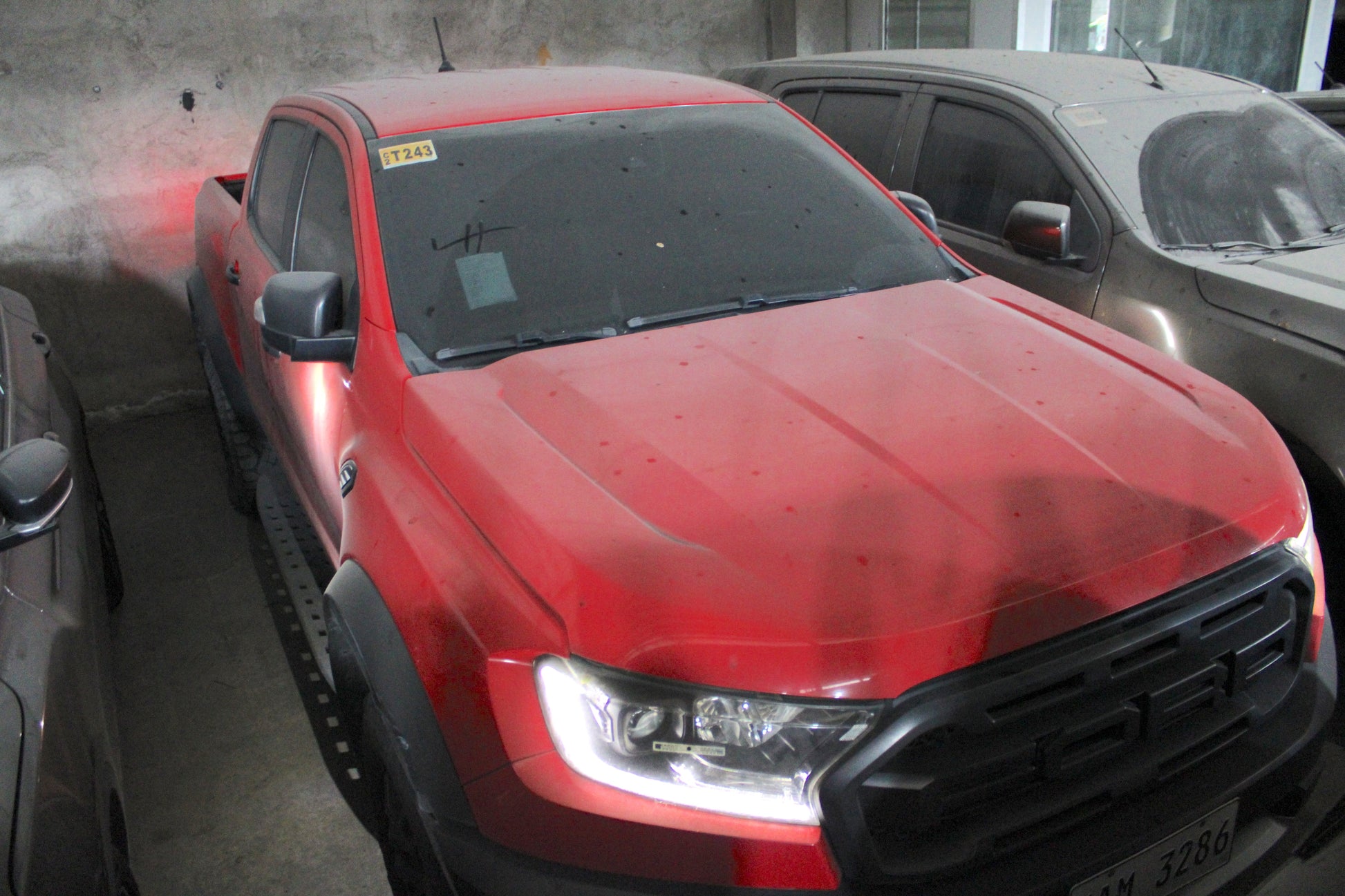 2020 Ford Ranger Raptor Automatic Diesel with 90,000 km mileage available at ROPO - Quality Pre-Owned Vehicles in the Philippines.