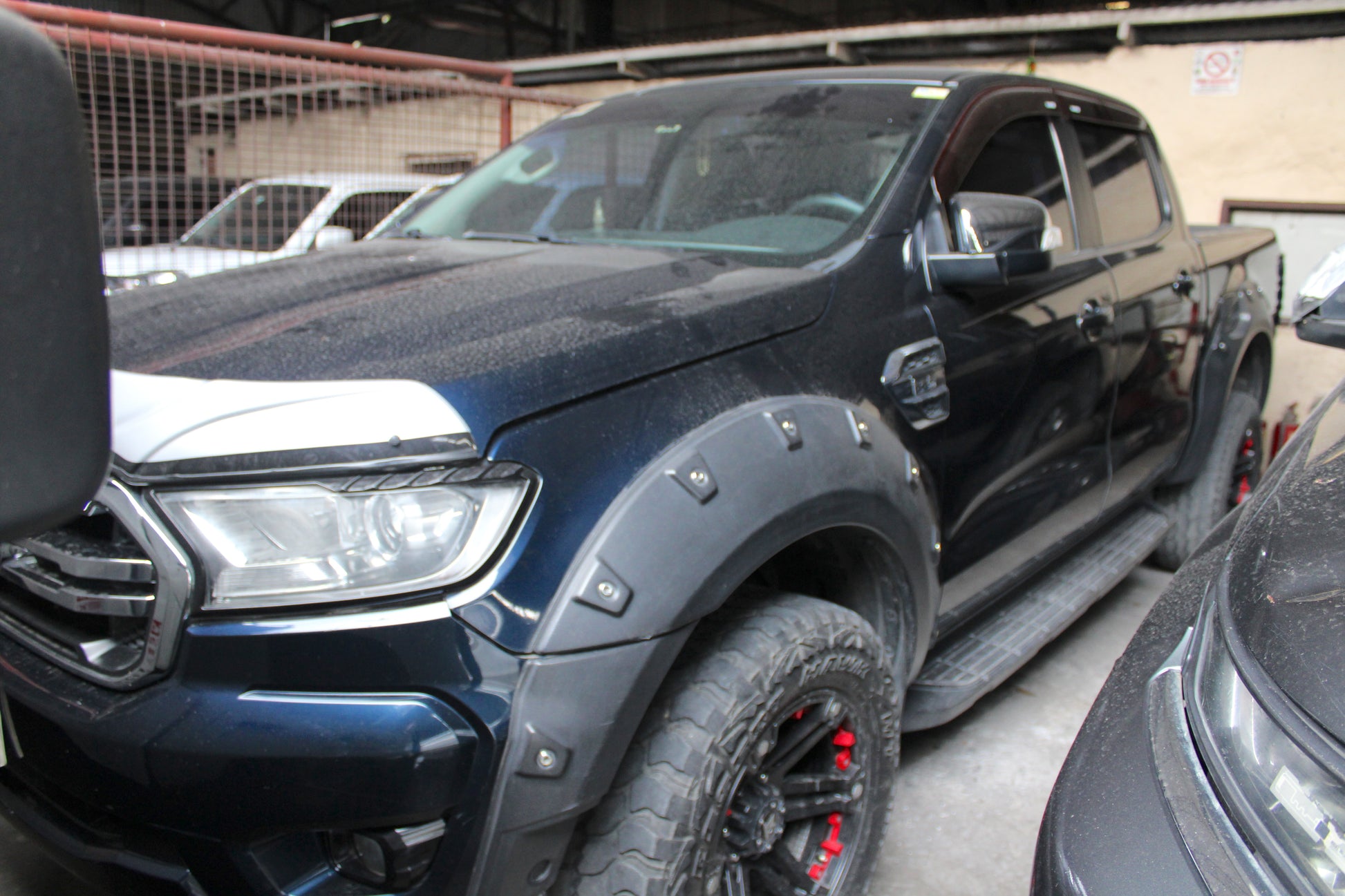 2020 Ford Ranger Double Hi-Rider XLT 4x2 2.2 Manual Transmission Diesel with 158,000 km mileage available at ROPO - Quality Pre-Owned Cars in Metro Manila, Philippines.