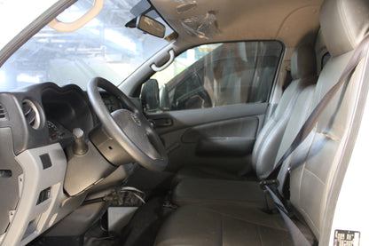 2020 Nissan NV350 Urvan Premium Manual Diesel with 32,000 km mileage available at ROPO - Quality Pre-Owned Cars in Metro Manila, Philippines.
