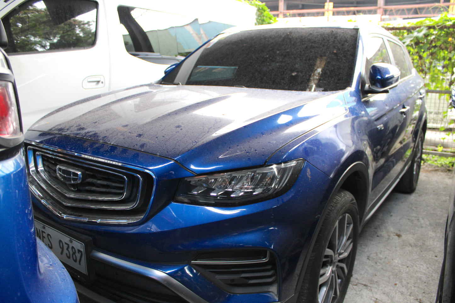 2022 Geely Azkarra Luxury 48V EMS 4WD Automatic Gasoline with 46,000 km mileage available at ROPO - Quality Pre-Owned Cars in Metro Manila, Philippines.