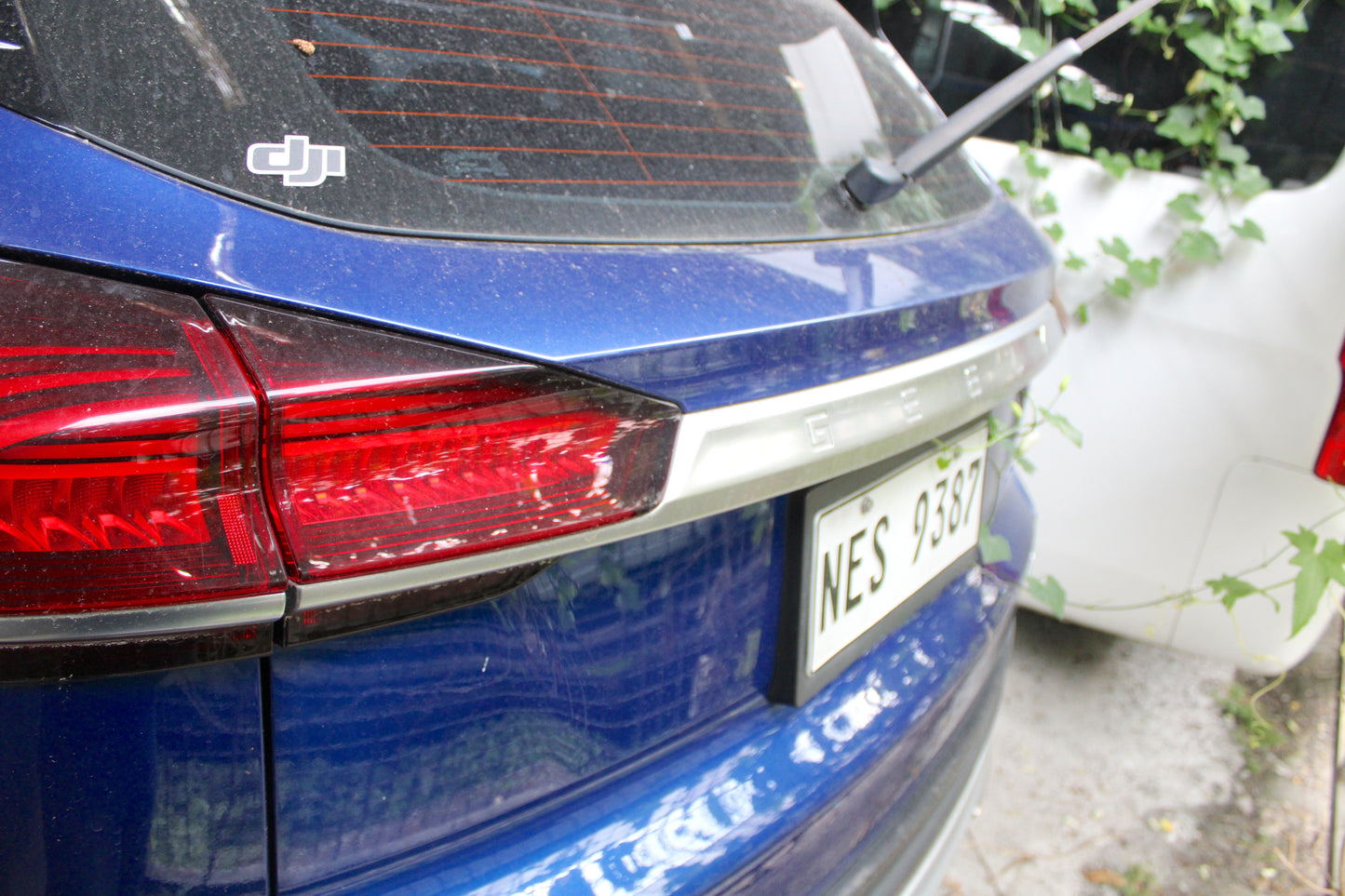 2022 Geely Azkarra Luxury 48V EMS 4WD Automatic Gasoline with 46,000 km mileage available at ROPO - Quality Pre-Owned Cars in Metro Manila, Philippines.