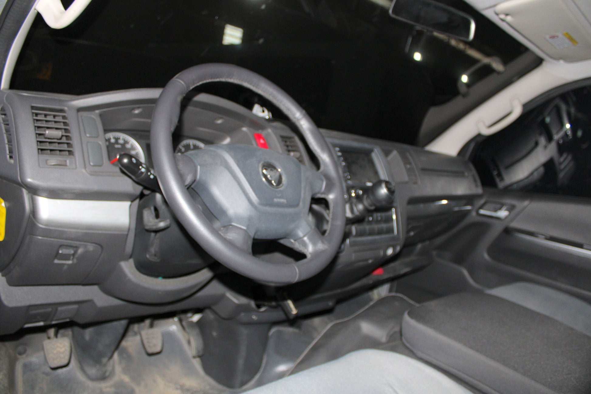 2024 Foton Van Traveller Manual Transmission Diesel with 16,500 km mileage available at ROPO - Quality Pre-Owned Vehicles in the Philippines.