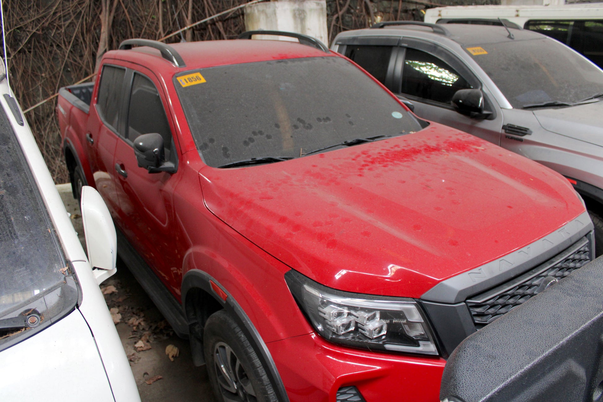 2024 Nissan Navara Calibre X 2.5L 4x2 Automatic Diesel with 32,000 km mileage available at ROPO - Quality Pre-Owned Cars in Metro Manila, Philippines