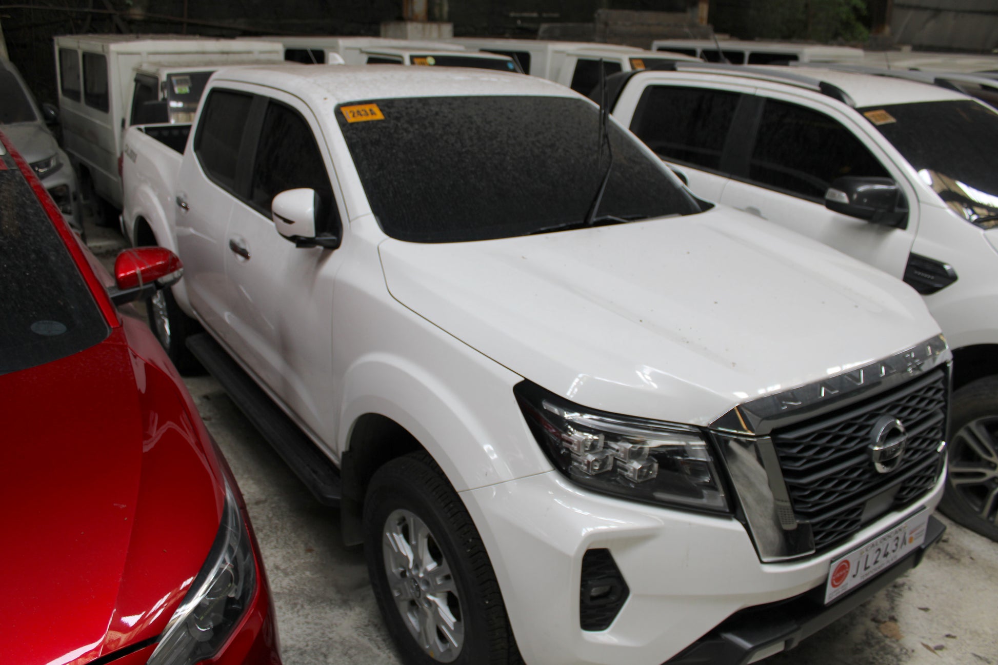 2024 Nissan Navara VE 2.5L 4x2 Manual Transmission Diesel with 1,000 km mileage and unencumbered CR available at ROPO - Quality Pre-Owned Cars in Metro Manila, Philippines.