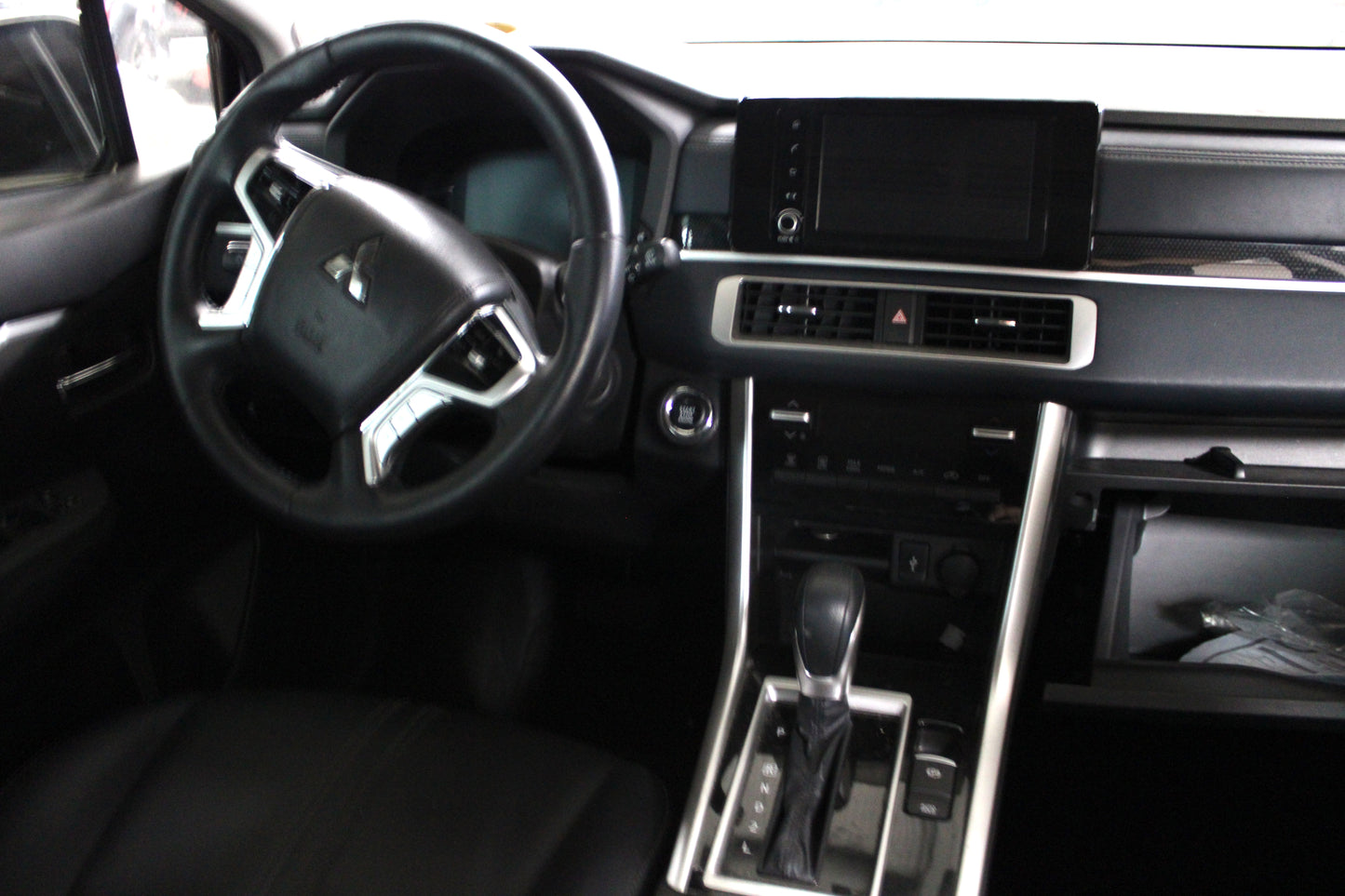 2023 Mitsubishi Xpander Cross 2WD 1.5G, AT, GAS 17T
