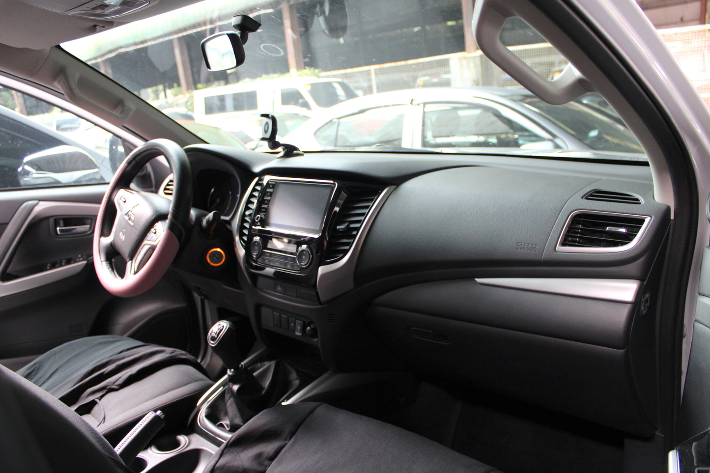 2024 Mitsubishi Montero Sport GLX 4x2 2.4D, M/T, DSL 2T