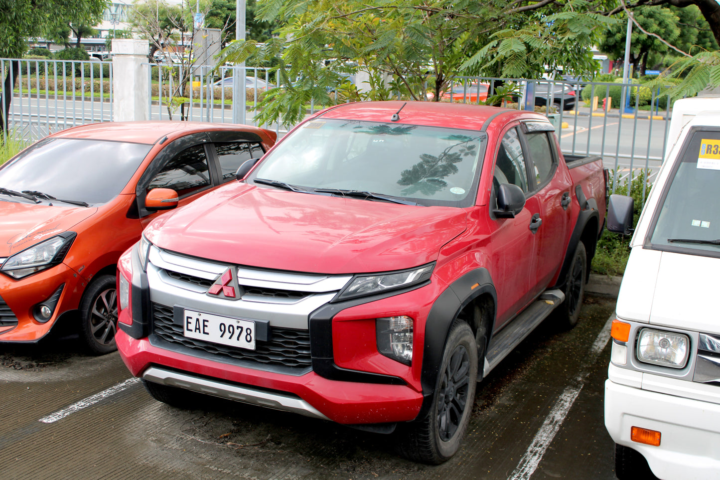 2020 Mitsubishi Strada GLS 4x2 2.4D, MT, DSL 88T