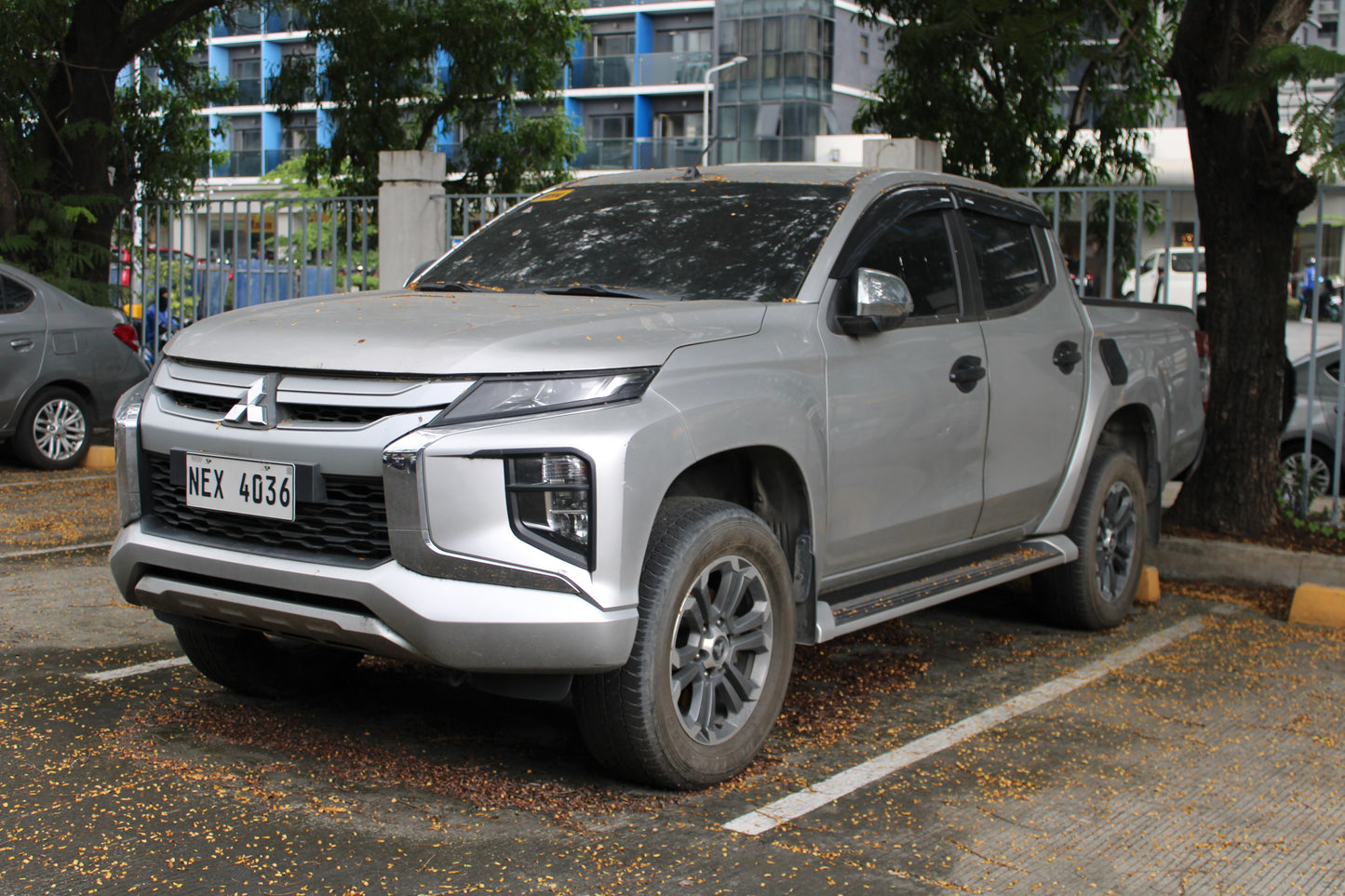 2021 Mitsubishi Strada GLS 2WD 2.4, AT, DSL	61T